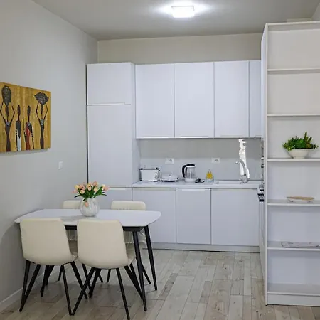 Cactus Coastal: 1-bedroom Ii 公寓 Vlorë